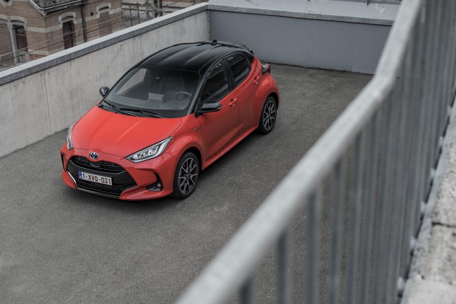  Toyota Yaris Hybrid 2020 года  (WW) (фото 95 из 111)